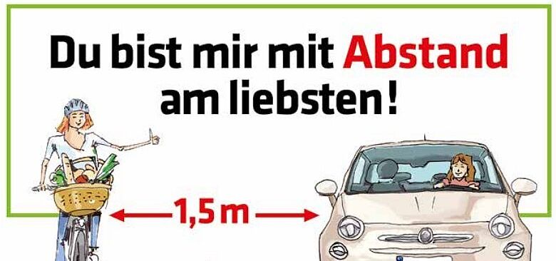 Werbeplakat Auto überholt Radfahrerin mit 1,5 m Abstand
